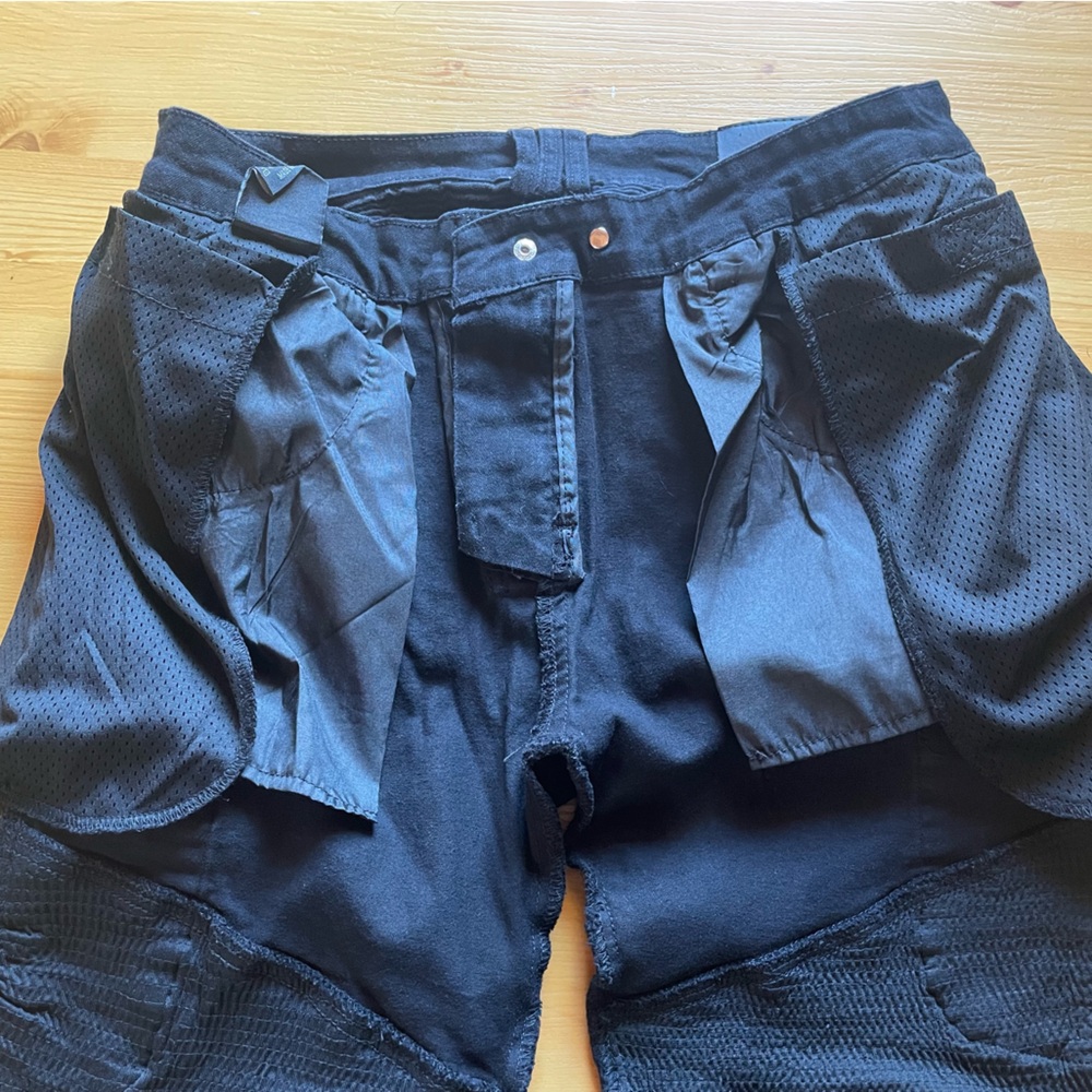 Men's Black Cargo Motorcycle Pants - Classic Utility Style - Picture 6 of 8